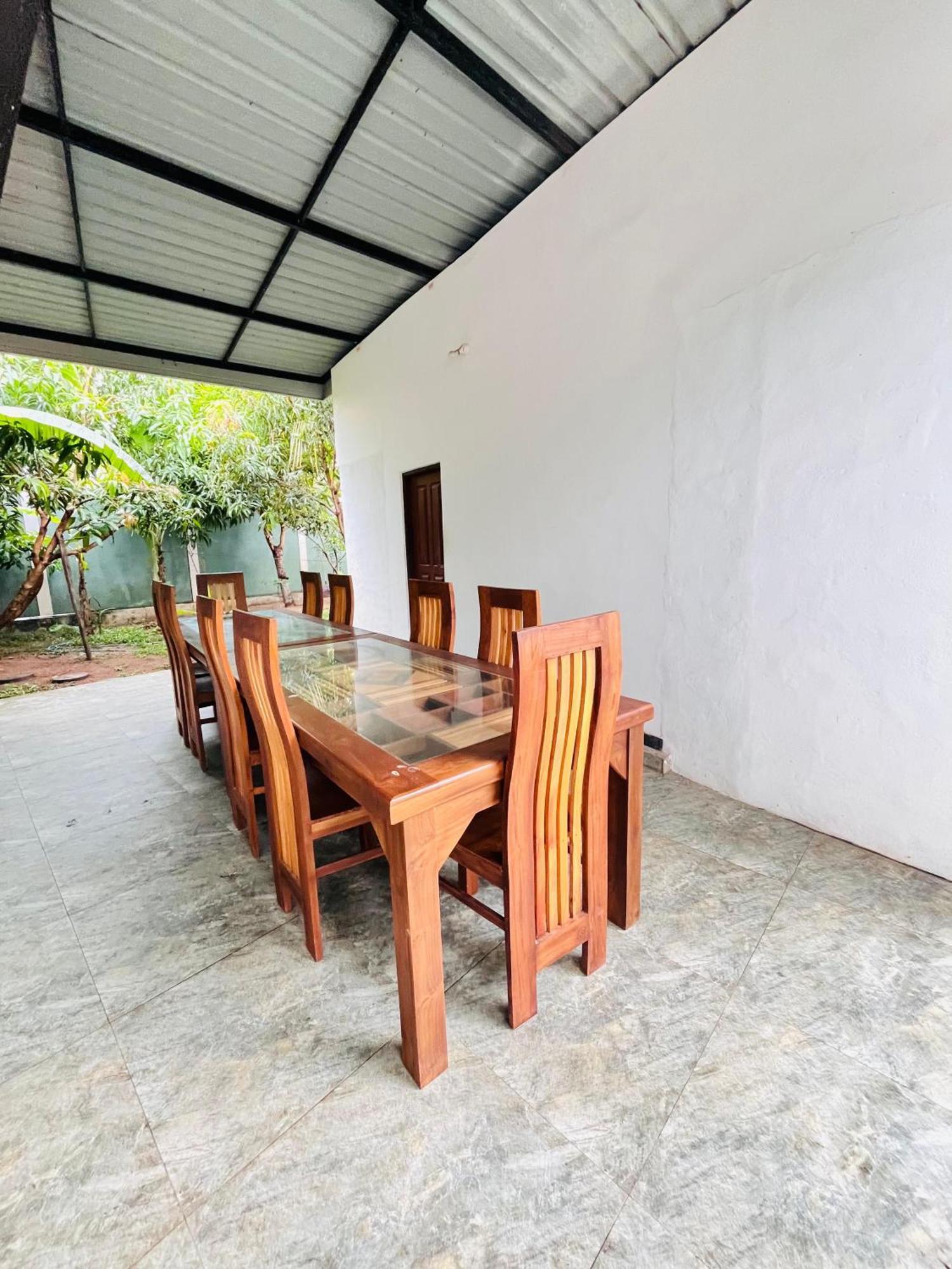 Salamon Chilaw Beach Vila Eksteriør billede
